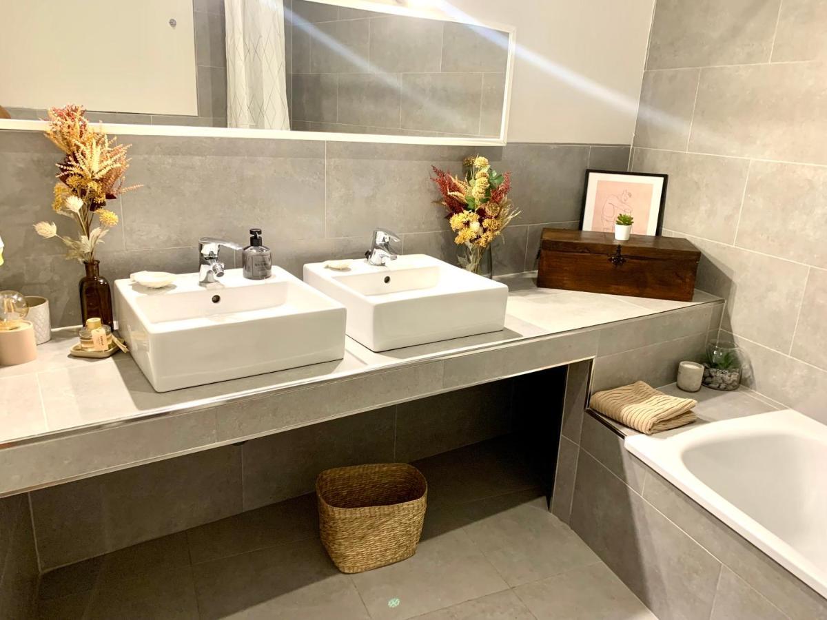 Homely Malaga Plaza Del Teatro Ngoại thất bức ảnh